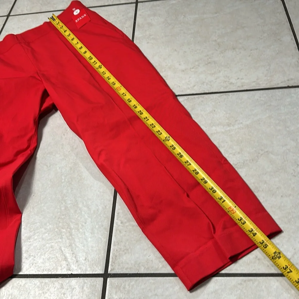 NWT SPANX On-the-Go Ankle Slim Straight Pant True‎ Red